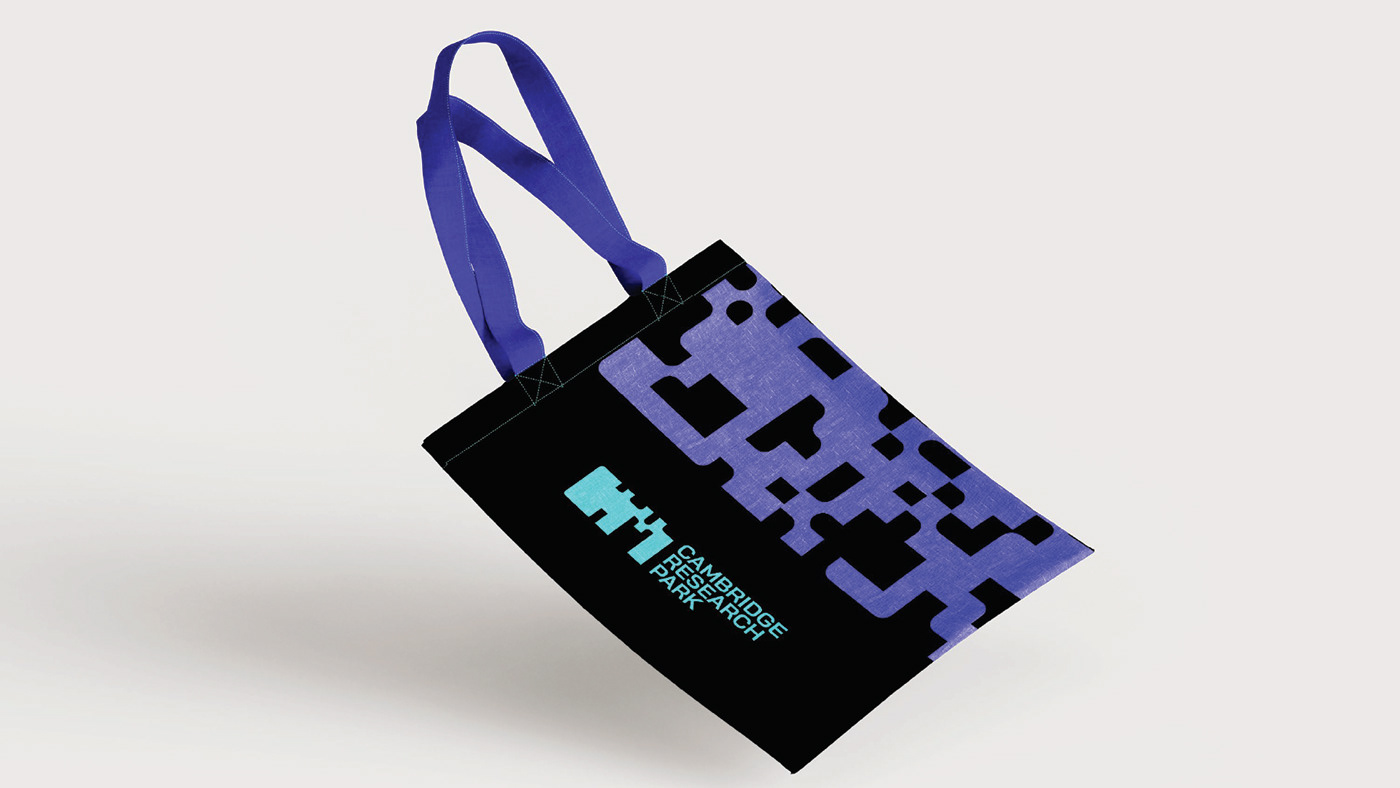 Merchandise tote using the identity system.